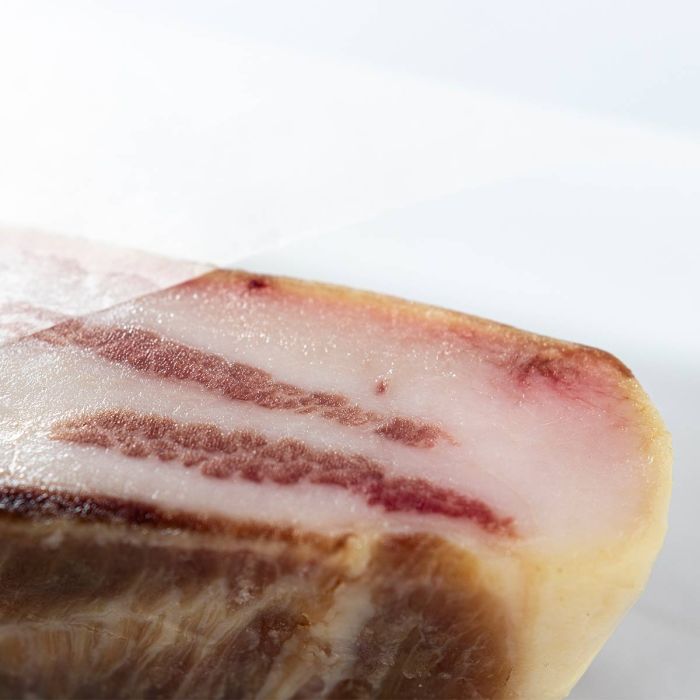 Panceta ibérica curada
