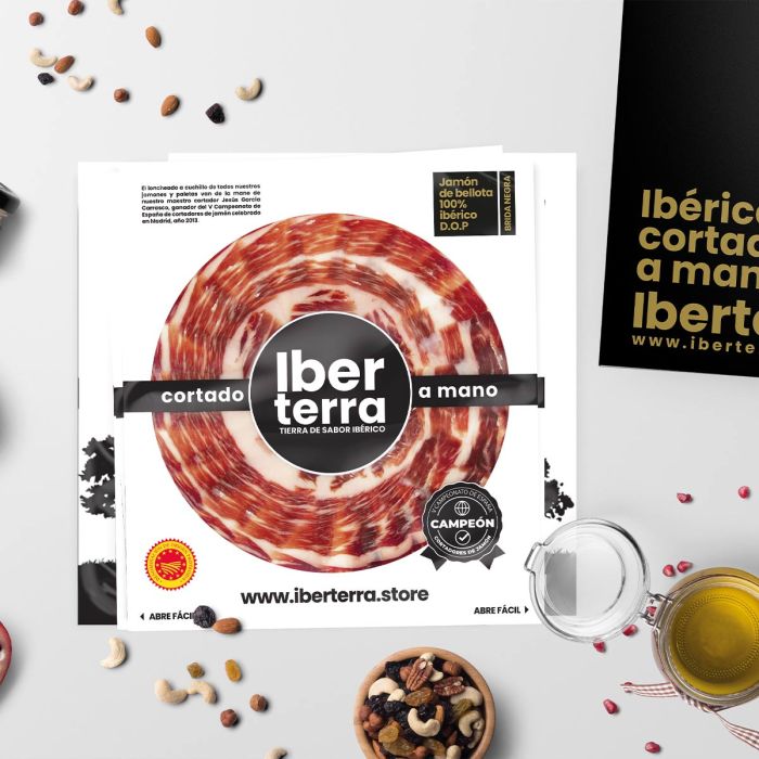 Jamón de bellota 100% ibérico D.O.P Dehesa de Extremadura Iberterra al plato