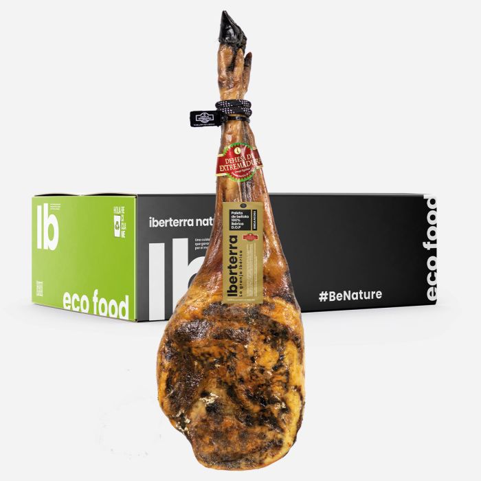 Paleta de bellota 100% ibérica D.O.P. Iberterra loncheada a cuchillo.